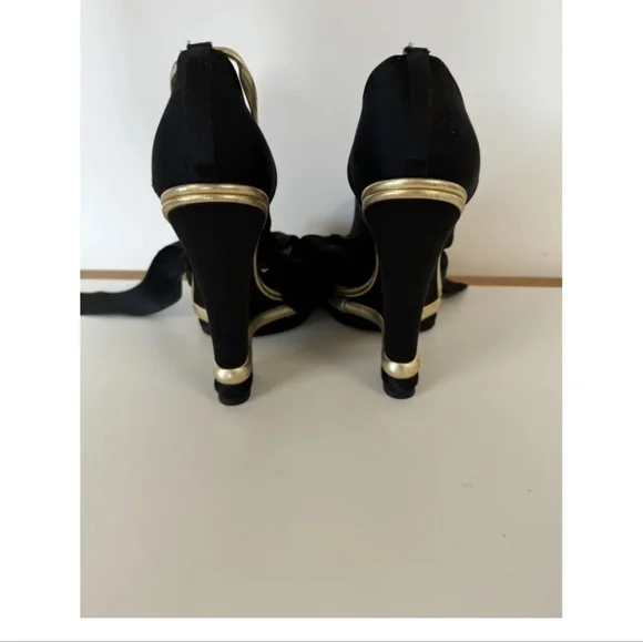 Dolce & Gabbana Black Wedges with Gold Trim Original Autentic no Box - Picture 4 of 7